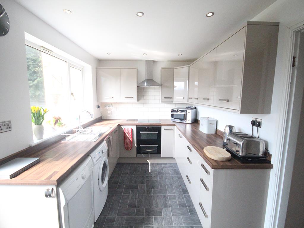 4 bedroom detached house For Sale in Earby - IMG_2514.jpg